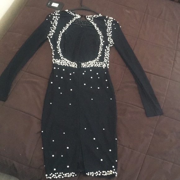 Dress - Picture 2 of 4